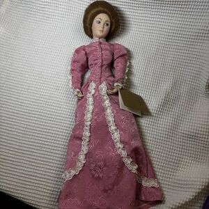 Franklin Heirloom Dolls A Mother’s Love Irene Spencer 1986 Bisque Porcelain Doll